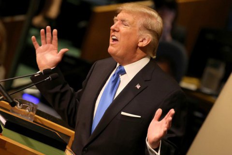 Трамп обвинил сенатора-демократа в искажении его слов о мигрантах