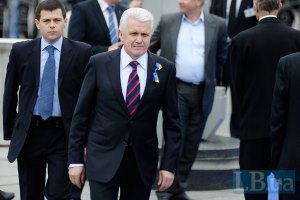 Литвин считает, что неприкосновенность нужно отменять после выборов 