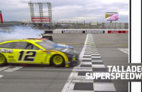 Гонка NASCAR завершилась аварией: победителя определял фотофиниш