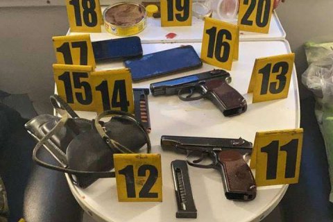 В поезде "Константиновка - Киев" пассажиры устроили стрельбу