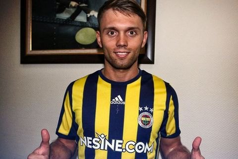 ​Украинец Караваев забил в первом же матче за "Фенербахче"
