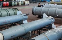 Турчинов назвав розробку ракетної зброї пріоритетом українського ОПК