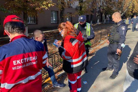 Киевских инспекторов по парковке будут охранять, потому что их бьют водители