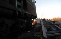 Пассажирский поезд протаранил грузовик в Ивано-Франковской области