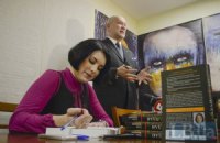 Книгу про Майдан презентують у Дніпропетровську, Кривому Розі та Запоріжжі