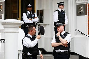 Задержанному в Британии украинцу предъявили обвинения