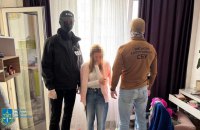 У Одесі жінка, прикриваючись прогулянками із 6-річним сином, шукала цілі для ударів РФ