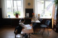 Из-за выборов школьники пойдут на каникулы раньше