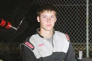 Триразовий чемпіон NASCAR на смерть збив молодого гонщика