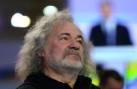 Правительство согласовало назначение государственных стипендий Евгению Паперному и Тарасу Петриненко
