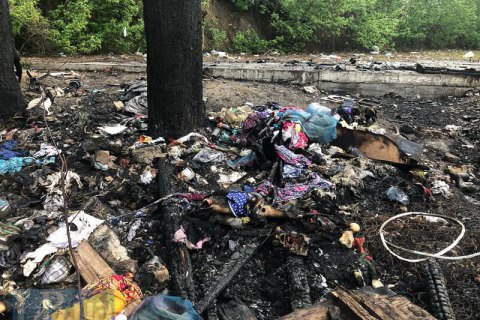 Полиция возбудила уголовное дело из-за нападения на палатку ромов в Киеве