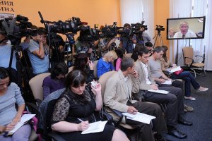Круглый стол на тему: "Какой будет Верховная Рада-2012?"