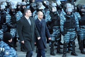 Оппозиция предлагает ликвидировать "Беркут"