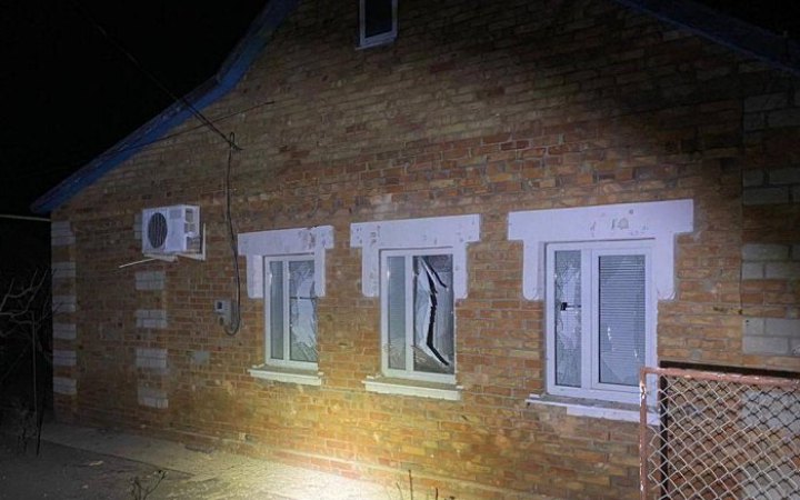 Унаслідок ворожих обстрілів Дніпропетровщини пошкоджені підприємства, агрофірма і магазин
