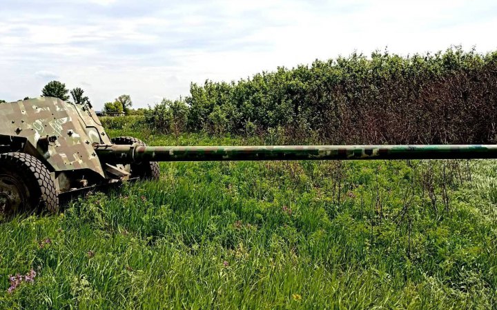 Російські окупанти далі обстрілюють південь України 