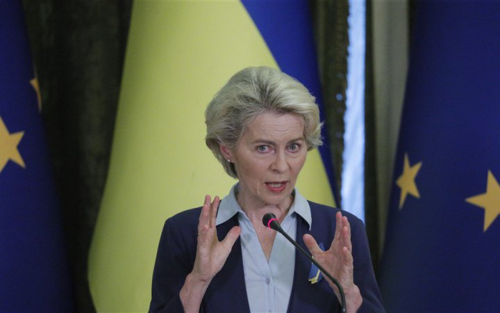 FT: Євросоюз розробляє “план Б” щодо виділення Україні 20 млрд євро допомоги в обхід Угорщини