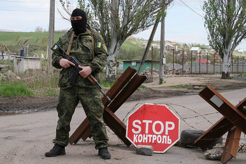Полиция начала устанавливать блокпосты для остановки грузоперевозок в ОРДЛО