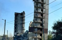 У Мирнограді росіяни поцілили у недобудову, є поранені і загиблі