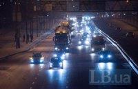 По Киеву ночью провезли Ту-134