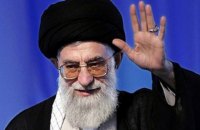Духовный лидер Ирана призвал Путина "изолировать США"