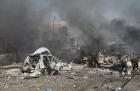 Десятки людей погибли в результате нападения боевиков на гостиницу в Сомали