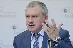Россия не спасет экономику Украины, - Сенченко
