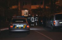 В киевской квартире мужчина, угрожая сожительнице, подорвался на гранате (обновлено)
