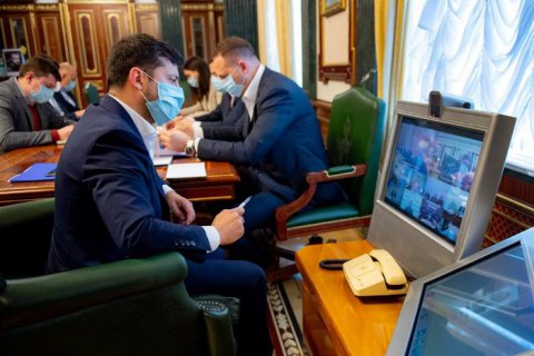 Кабмин г​отовит новые программы выхода из экономического кризиса после эпидемии