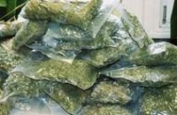 В одном из поездов ПЖД задержали злоумышленника с 9 кг «маковой соломки»