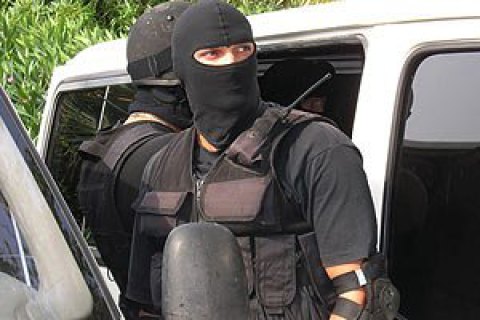 Экс-сотрудники "Грифона" в Харькове приговорены к 3 годам тюрьмы за избиение покупателя, укравшего презервативы