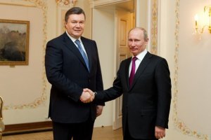 Путін прилетів до Криму