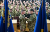 У війні на Донбасі взяли участь 60 тис. військових