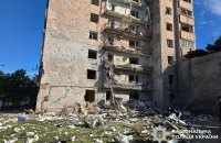 На світанку росіяни авіабомбами атакували Краматорськ. Поранені троє людей