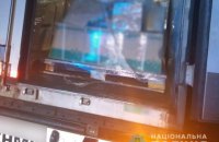 У Черкаській області затримали банду, яка під час руху викрадала вантажі з фур