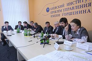 Кому достанется украинская земля?