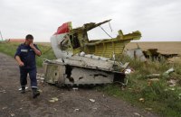 Следком РФ: "Боинг" сбили нероссийской ракетой "воздух-воздух"