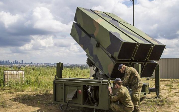 Системи NASAMS і Aspide прибули в Україну, – Резніков