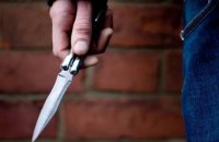 У центрі Києва невідомі завдали військовому ножові поранення