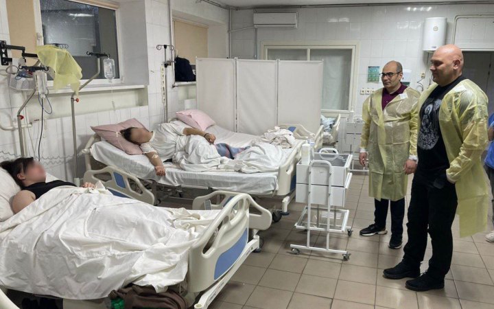Росія здійснила ракетну атаку на Дніпро, поранених майже два десятки (оновлено)