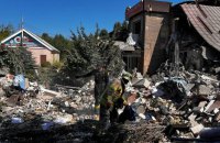 У Бахмуті росіяни поцілили в готель, є загиблі та поранені