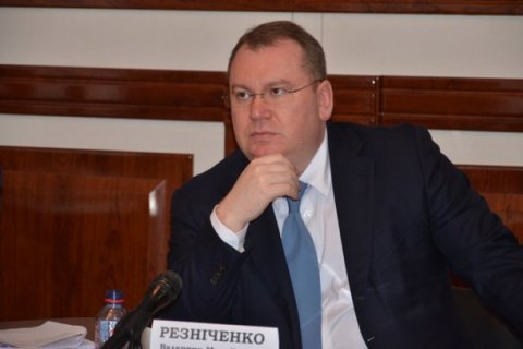 Резниченко: за три года в Днепропетровской области отремонтируют 1000 км коммунальных дорог 