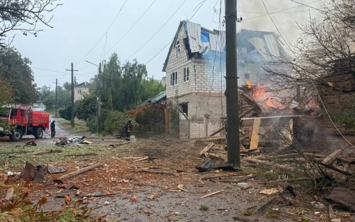 Росіяни масовано вдарили КАБами по Ізюму: зросла кількість постраждалих (оновлено)