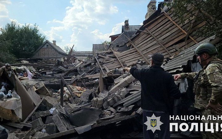 Учора ворог обстріляв 10 населених пунктів Донеччини та вбив трьох людей