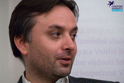 Путин будет протягивать в Кабмин Украины пророссийские силы, - чешский эксперт