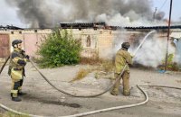 Росіяни знову обстріляли житлові квартали Херсона. Є загиблий і поранені