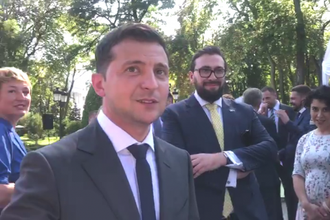 Зеленский еще не выбрал нового премьера: "Мне нравятся два человека" 