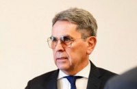Емец: вирус будет распространяться, самое трудное еще впереди