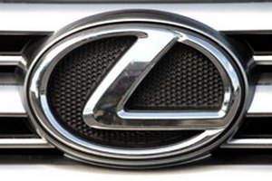 Lexus делает своих немецких владельцев самыми счастливыми