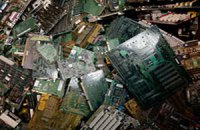 Залежи старых компьютеров и телефонов вызывают рак