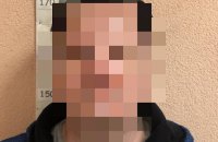 У Києві поліція затримала 39-річного чоловіка, який розбещував неповнолітніх хлопців